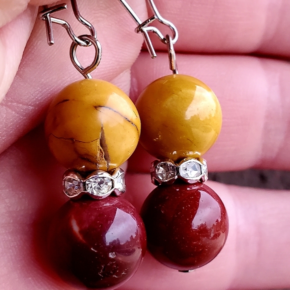 New Mookaite Jasper Round Ball & Rhinestone Earrings. - Picture 9 of 12